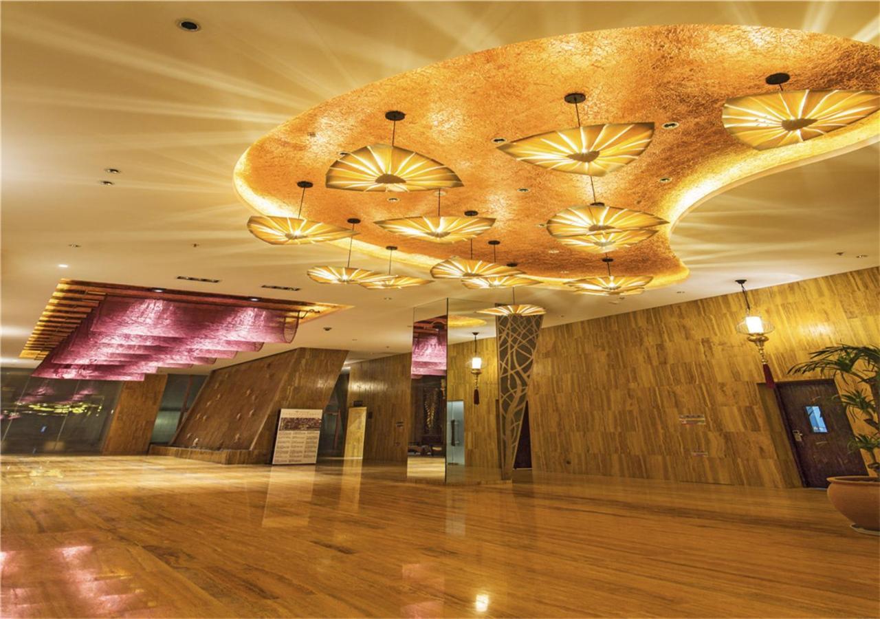แมนโกรฟ ทรี รีสอร์ต เวิลด์ ซานย่าเบย์  Hotel ภายนอก รูปภาพ